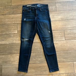 Gap Resolution True Skinny mid rise destructed jeans